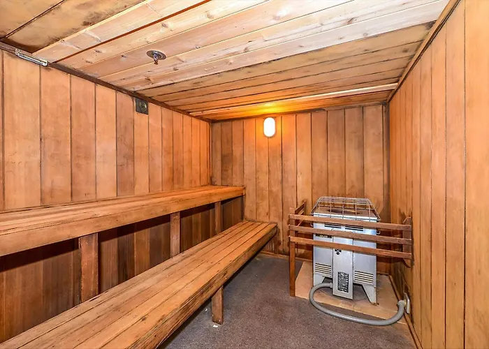Quay-2 Bedroom Ocean View With Indoor Pool * Ocean City